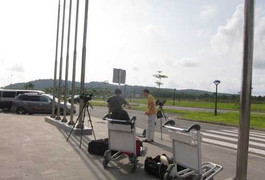 Máy bay mất tích: Phóng viên quốc tế đổ về Phú Quốc tác nghiệp