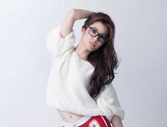 Diễm My 9X lột xác sexy 'bỏng mắt'