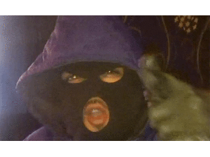 Bịt mặt như Ninja đi cướp lúc mờ sáng