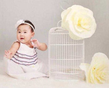 Con gái hoa hậu Hương Giang ngộ nghĩnh