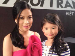 Con gái Trương Ngọc Ánh càng lớn càng xinh