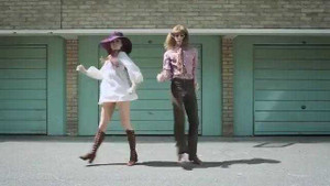 Xem lại mốt quần áo 100 năm qua trong 100 giây