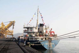 Một giám đốc người Hàn Quốc chết ngồi trên ghế