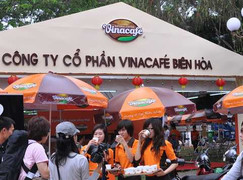 VinaCafé Biên Hòa 'xà xẻo' doanh nghiệp để sống
