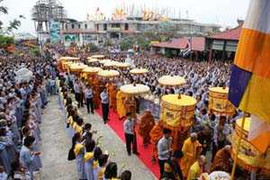 Đà Nẵng: Hàng vạn người đổ về Lễ hội Quán Thế Âm