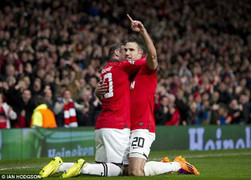 Van Persie cứu Man Utd bằng hattrick lịch sử