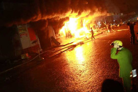 Video: Cháy chợ Phố Hiến, thiêu rụi hàng trăm tỷ đồng