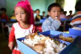 50% trẻ học đường ăn không đủ năng lượng