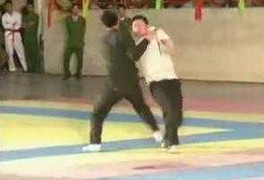 Clip: Công an trẻ trình diễn quyền cước, nội công