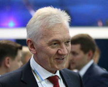 Tỷ phú Nga bán sạch cổ phiếu trước khi bị Mỹ trừng phạt