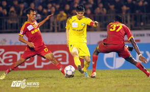 17h hôm nay, Công Vinh ‘nổ phát súng’ 100?