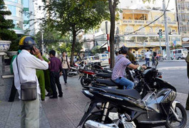 Dùng xà beng đánh chết bạn nhậu trong quán ốc