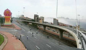 Nứt trụ cầu Vĩnh Tuy: Quan sát bằng mắt, không đáng lo?