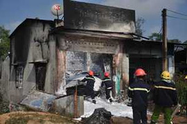 Chập điện, phát hỏa thiêu rụi cửa hàng sơn