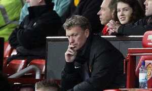 Sir Alex thay thế David Moyes, tại sao không?