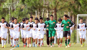 'Cần phải kiên nhẫn với U19 Việt Nam'