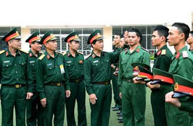 Nam hạ sĩ quan, chiến sĩ sẽ phải cắt tóc 3 phân