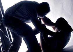 Bị ép uống thuốc diệt cỏ, nữ sinh tử vong