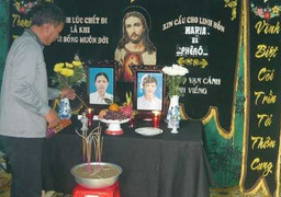 Tìm thấy thi thể 2 mẹ con nhảy cầu Bến Thủy tự vẫn