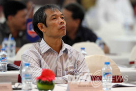 Vì sao ông Ngô Lê Bằng mất chức tổng thư ký VFF?