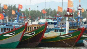 Tàu cá Việt bị uy hiếp: Chưa xác định 2 người lạ có vũ trang