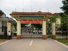 Hiệu trưởng lộng hành, Sở GD-ĐT liên tiếp ‘thổi còi’