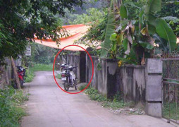 Cụ già chết giữa nhà với nhiều vết thương