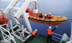 Australia chưa xác nhận tín hiệu hộp đen MH370
