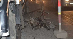 Xe tải tông xe máy, 2 người thương vong