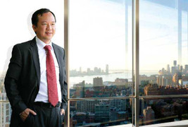 Cha đẻ X-men kể chuyện 'bán con'