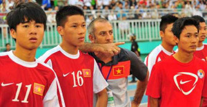 U19 Việt Nam phải 'thay máu'