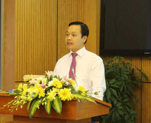 Vụ trưởng về hưu vẫn được 'giữ lại': Bộ Tư pháp giải thích thế nào?