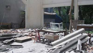 Clip: Sập chợ ở Quảng Ngãi, hàng trăm người hoảng loạn