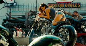 Mỹ nhân gợi tình nhất thế giới trở lại với phim hành động