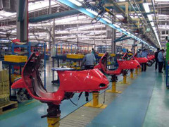 Thất bại với ôtô, VN thành ‘đại gia’ xe máy?