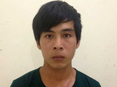 Dọa tung clip quay trộm cô chủ tắm để đòi 'mây mưa'