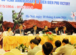 15.000 người tham gia diễu binh, diễu hành tại Điện Biên