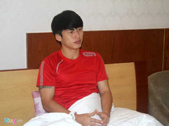 V.Ninh Bình giải tán: Hot boy xứ Hàn sốc nặng, tự giam mình