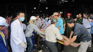 Ngạt khí mê tan, 2 người chết, 4 người nguy kịch