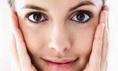 Có thể làm bà 60 tuổi trẻ lại như gái 20 tuổi