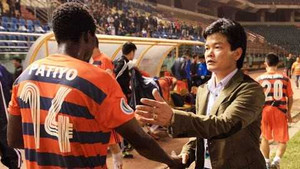 Trò cưng bán độ, HLV Văn Sỹ nằm khóc cả đêm