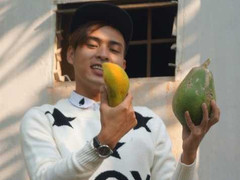 Hồ Quang Hiếu nhí nhảnh múa 'Con bướm xinh'