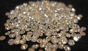 Châu Âu lo ngại không được chạm vào kim cương Nga