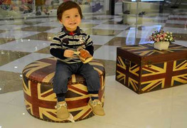 Mua giày cho con, mẹ nên cẩn thận