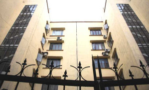 Còn điều gì chưa biết về khu nhà công vụ Hoàng Cầu?