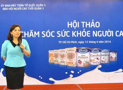 Vinamilk chăm sóc sức khoẻ người cao tuổi TP.HCM