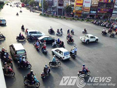 Những người làm ngã tư đẹp nhất Sài Gòn xấu xí bất thường