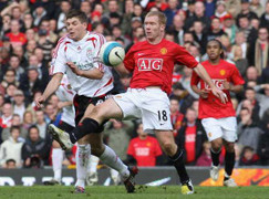 Steven Gerrard và Paul Scholes, ai xuất sắc hơn?