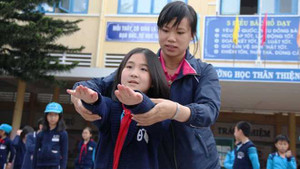 Đứng lớp giữa cơn bệnh nan y quái ác