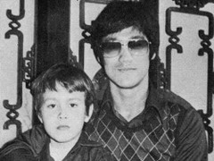 Cái chết bí ẩn của con trai Lý Tiểu Long và Kim Dung